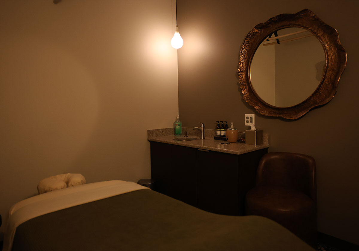 Etalon-Day-Spa-Ashiatsu-room