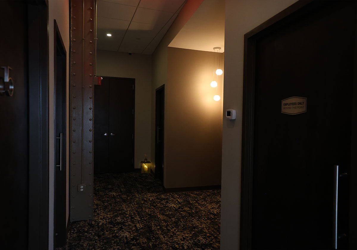 Etalon-Day-Spa-Hall-Way